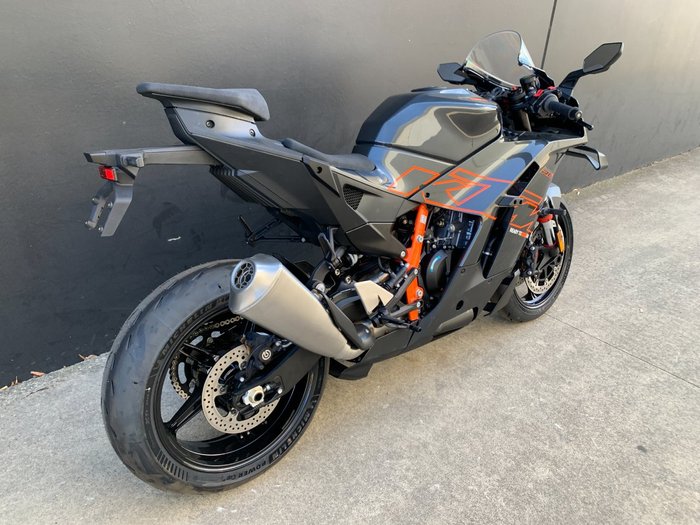 2026 Ktm 2026 KTM 990CC RC R BLACK