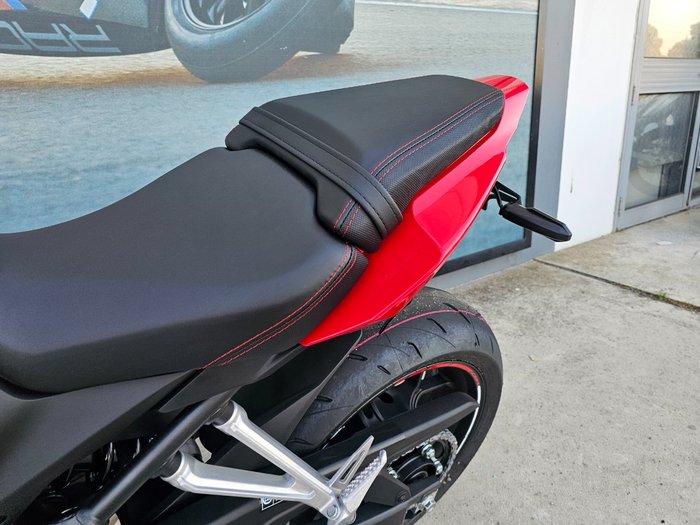 2026 Honda CBR650RAC Red