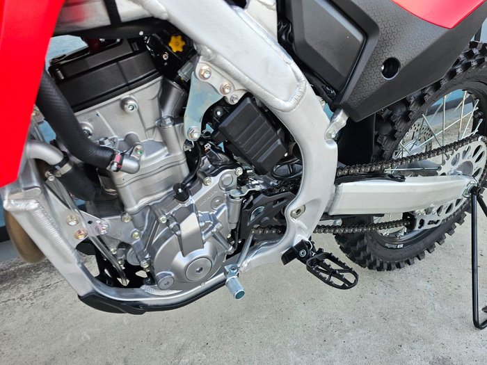 2026 Honda CRF250R Red