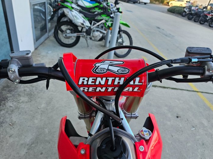 2026 Honda CRF450R Red