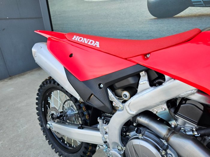 2026 Honda CRF450R Red