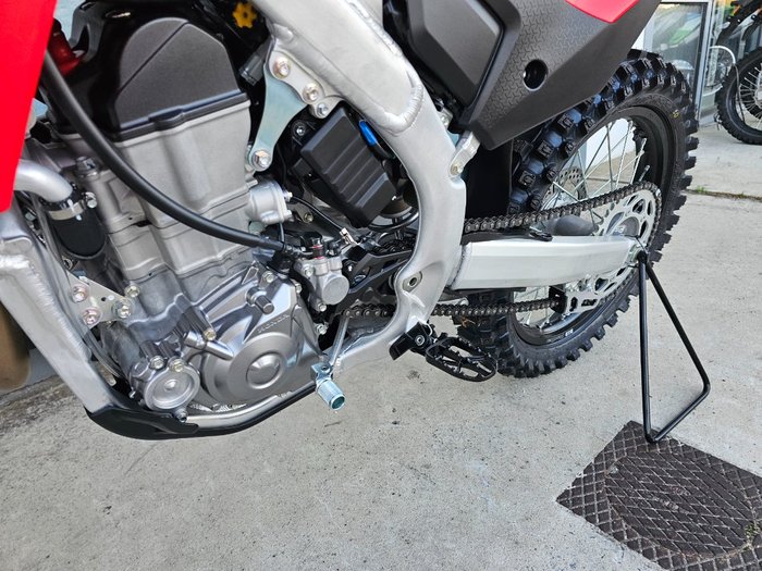 2026 Honda CRF450R Red