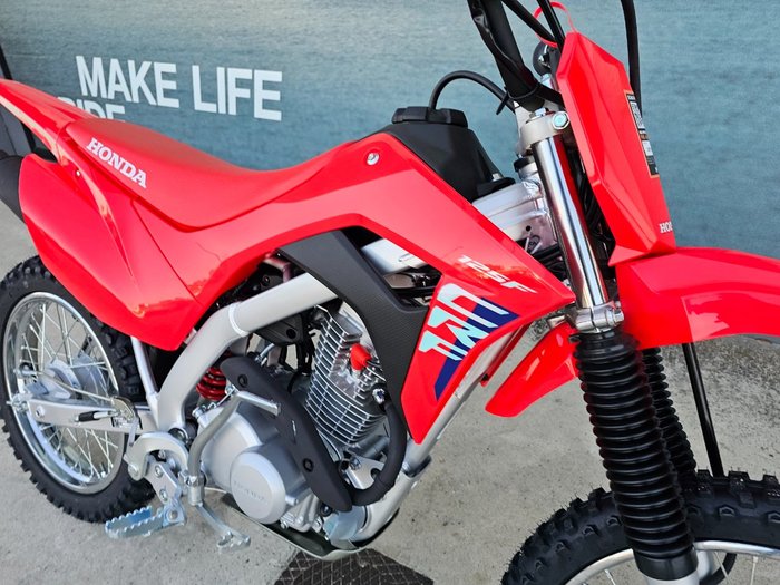 2026 Honda 2026 Honda 125CC CRF125FBTURED Red