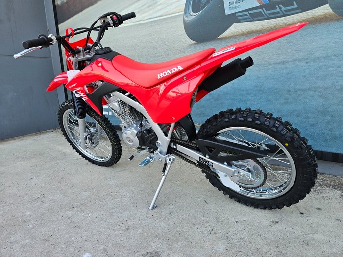 2026 Honda 2026 Honda 125CC CRF125FBTURED Red