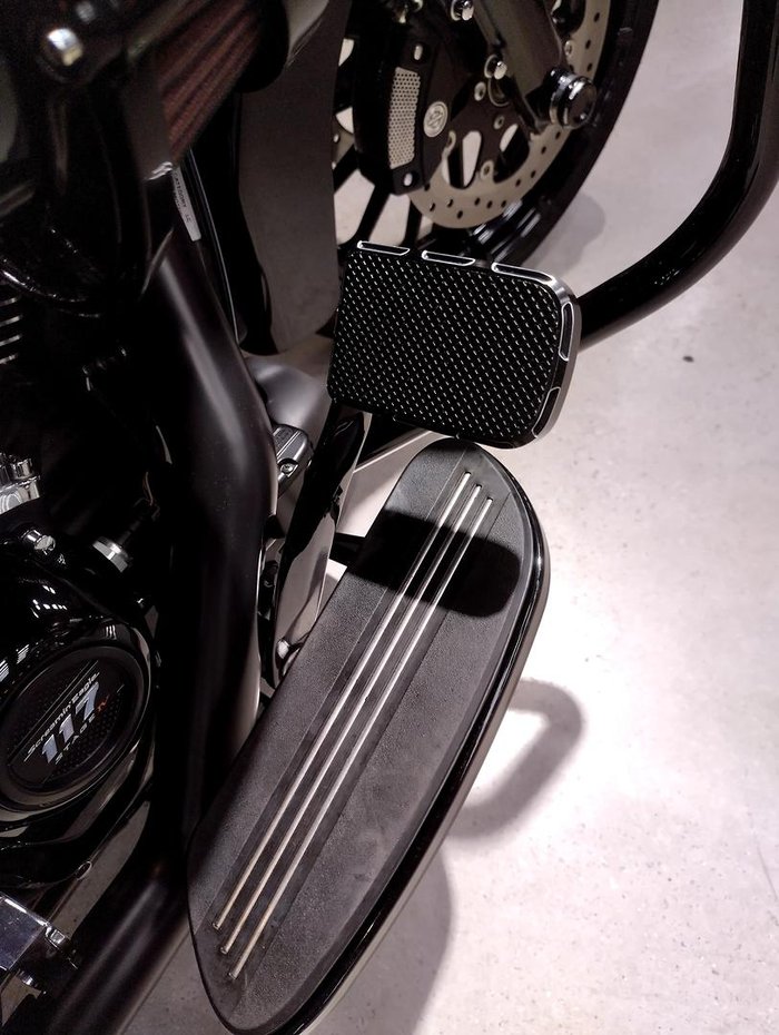 2019 Harley-Davidson Street Glide Special 114 (FLHXS) Touring Black