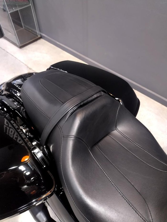 2019 Harley-Davidson Street Glide Special 114 (FLHXS) Touring Black