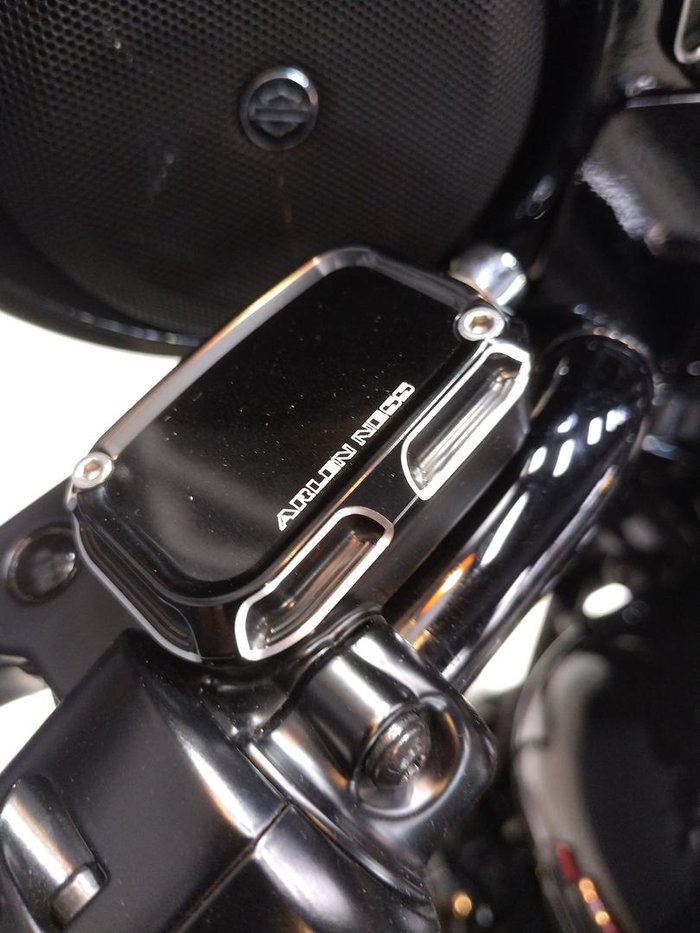 2019 Harley-Davidson Street Glide Special 114 (FLHXS) Touring Black
