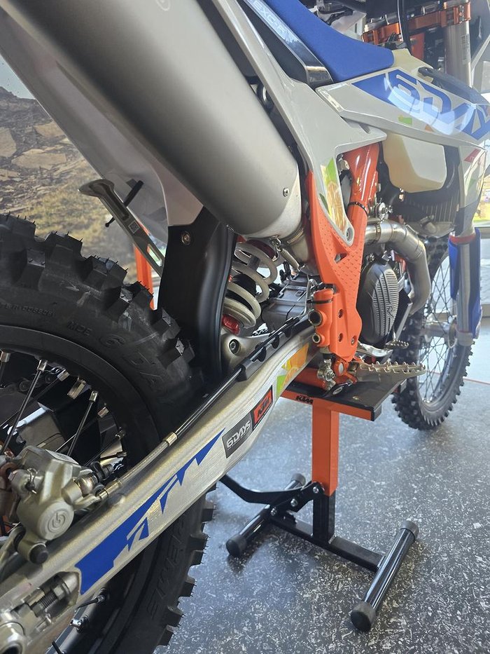 2026 KTM 450 EXC-F Six Days EXC-F White