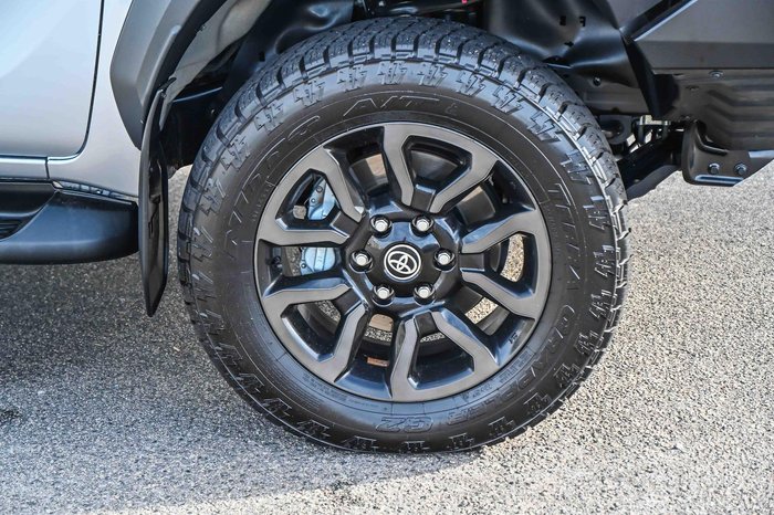 2024 Toyota Hilux Rogue 48V
