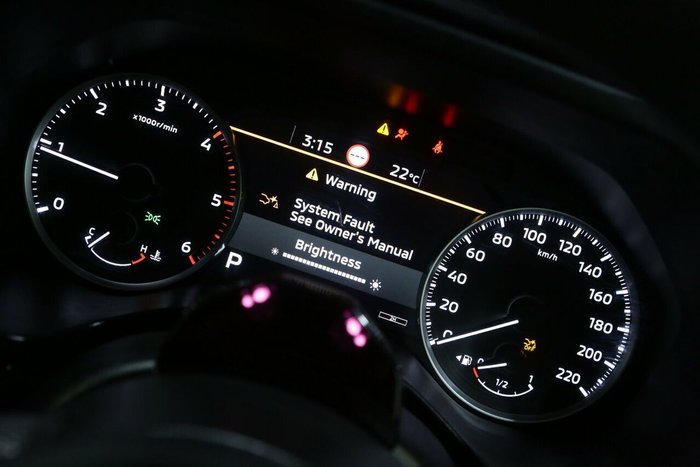 2025 Mitsubishi Triton GLX