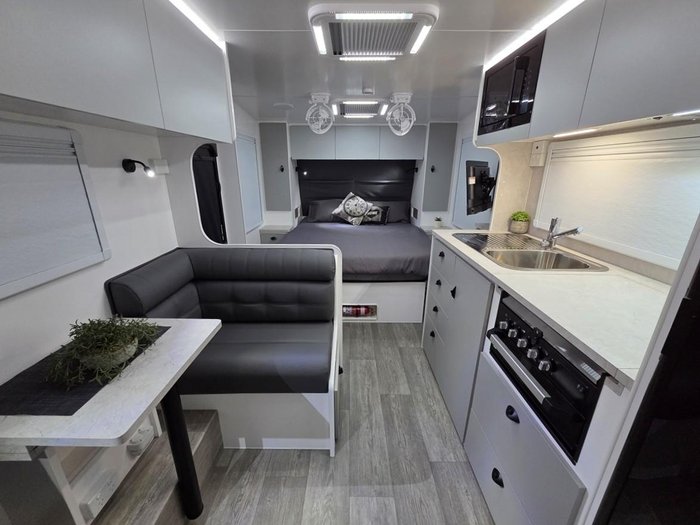 2026 Safari Caravans Oasis18 Ap