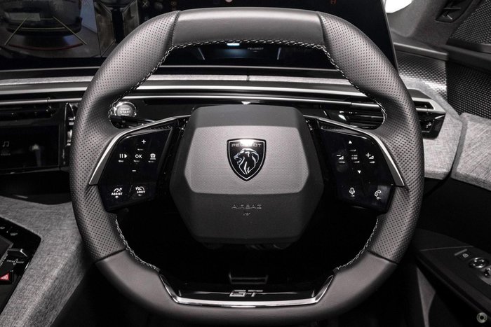 2025 Peugeot 5008 GT Premium Hybrid