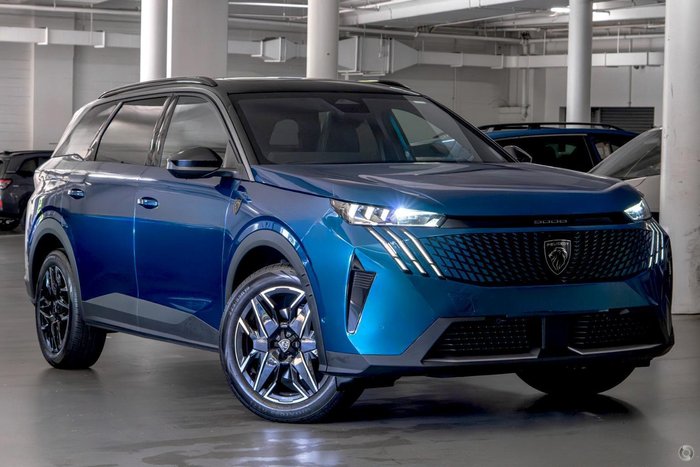 2025 Peugeot 5008