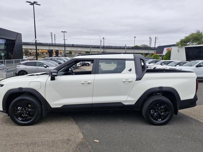 2025 KGM Musso EV 2WD Black Edge O100 MY26 Grand White