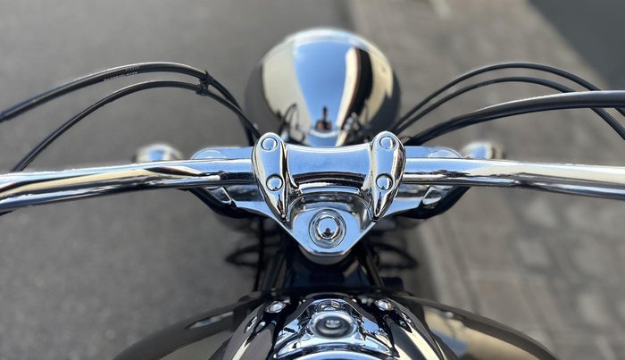2006 Yamaha V-Star XVS1100A Classic V-Star Silver