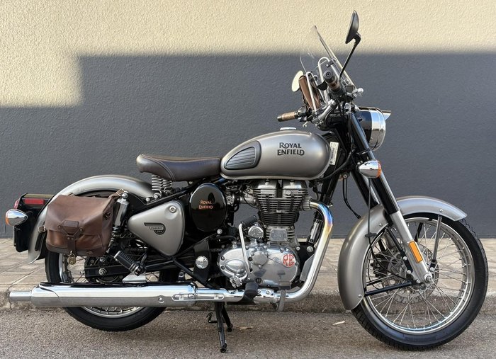 2018 Royal Enfield Classic 500 Classic Grey