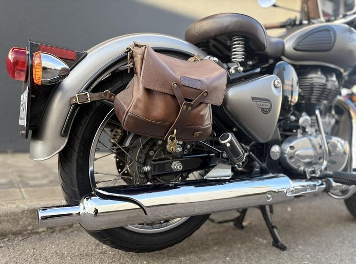 2018 Royal Enfield Classic 500 Classic Grey