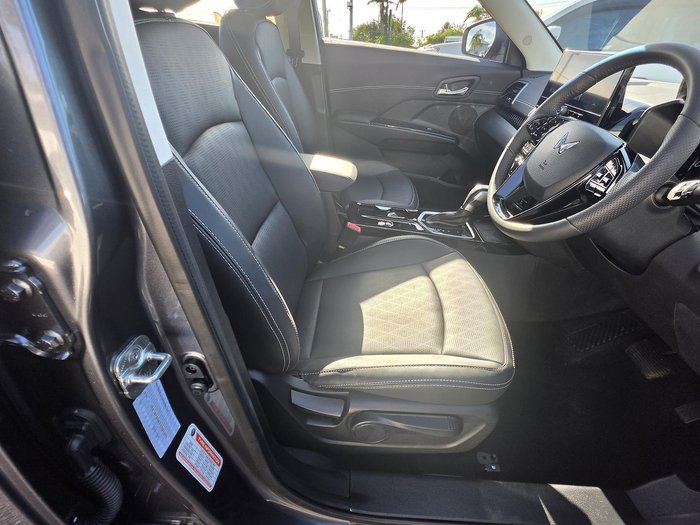 2025 Mahindra XUV3XO AX7L