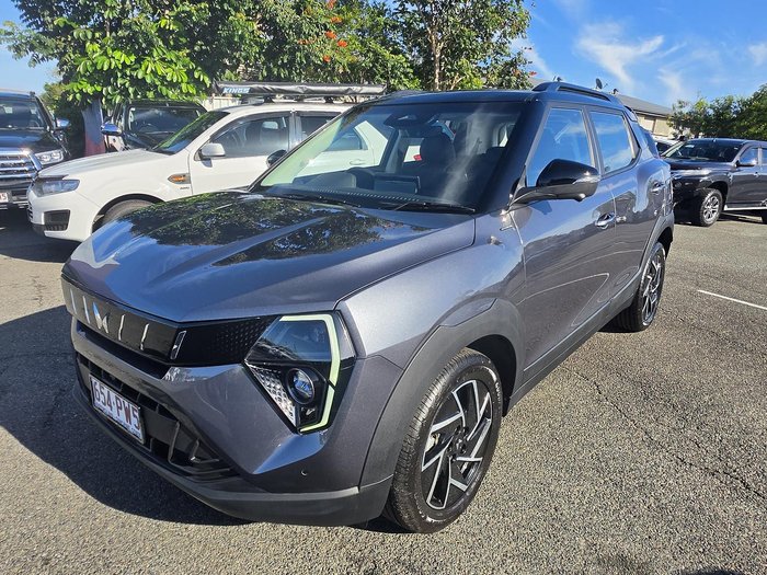 2025 Mahindra XUV3XO AX7L