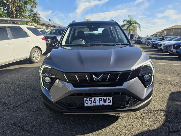 2025 Mahindra XUV3XO AX7L