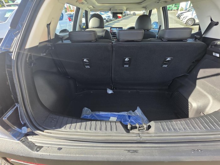 2025 Mahindra XUV3XO AX7L
