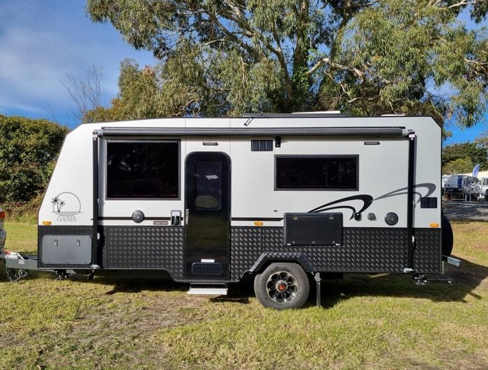 2025 Safari Caravans Oasis18