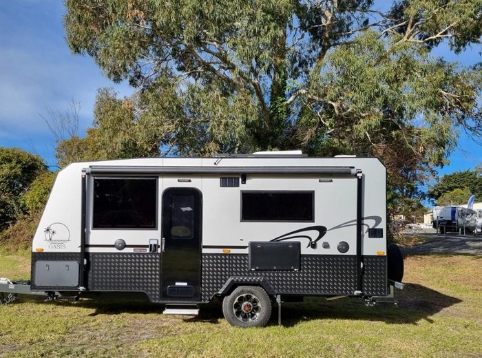2025 Safari Caravans Oasis18