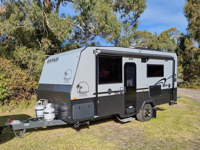 2025 Safari Caravans Oasis18