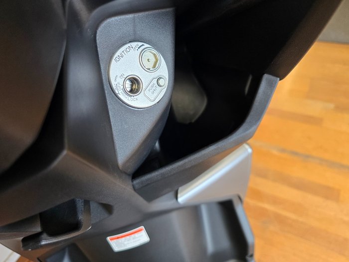 2026 Suzuki AVENIS 125 GREEN
