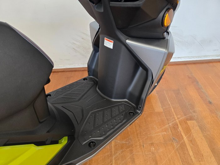 2026 Suzuki AVENIS 125 GREEN