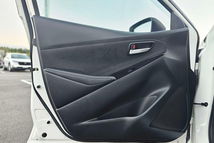 2022 Mazda 2 G15 GT