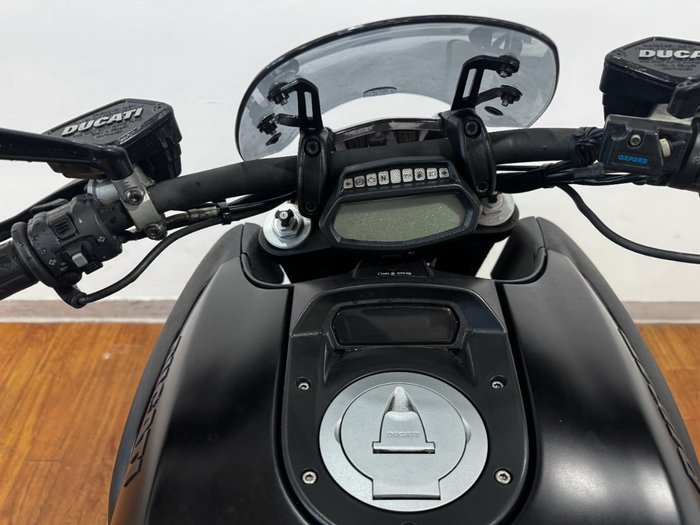 2017 Ducati DIAVEL Black