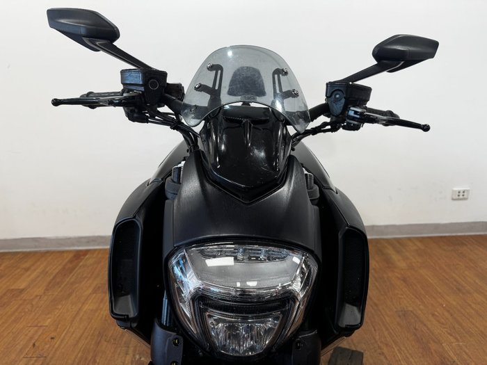 2017 Ducati DIAVEL Black