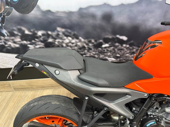 2024 Ktm 990 DUKE ORANGE