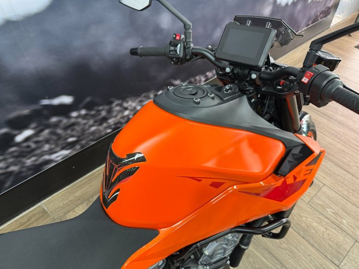 2024 Ktm 990 DUKE ORANGE