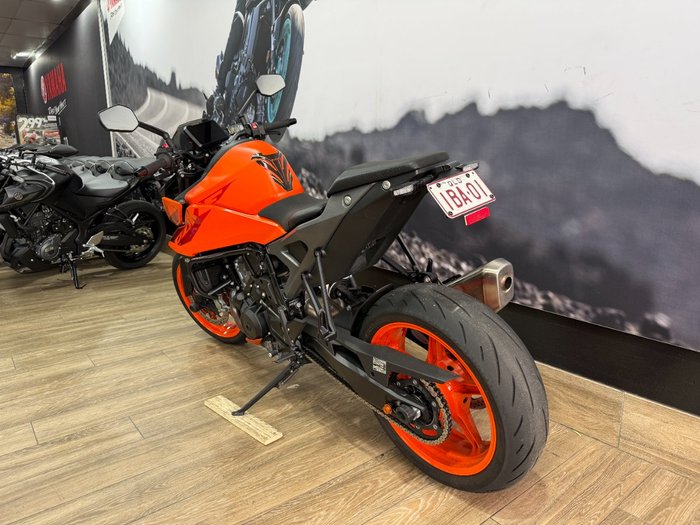 2024 Ktm 990 DUKE ORANGE