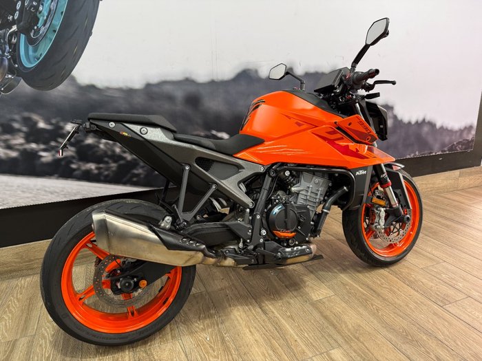 2024 Ktm 990 DUKE ORANGE