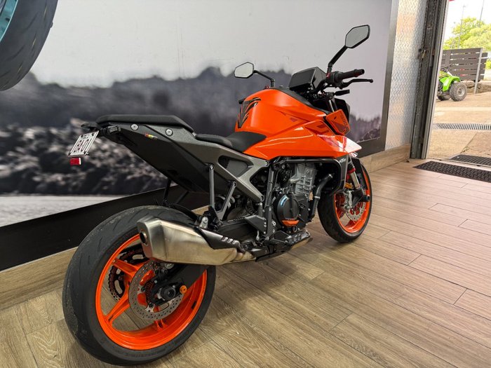 2024 Ktm 990 DUKE ORANGE