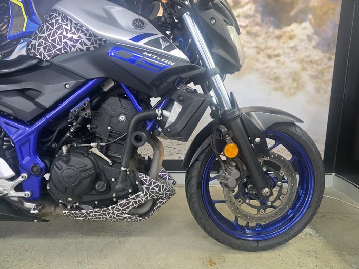 2016 Yamaha MT-03 (MT03LA) (ABS) SILVER