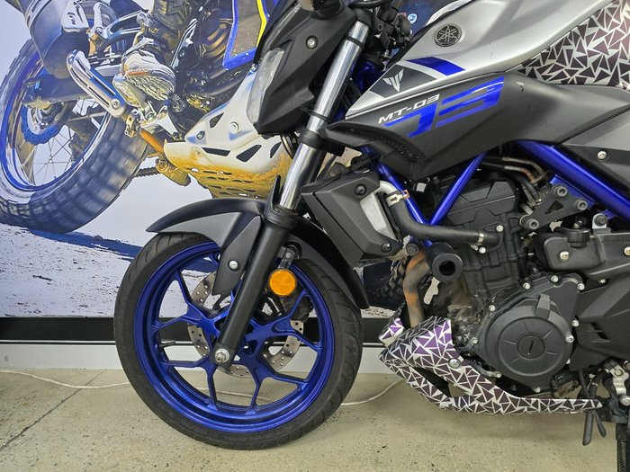 2016 Yamaha MT-03 (MT03LA) (ABS) SILVER