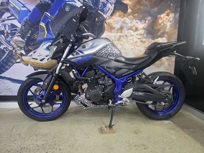 2016 Yamaha MT-03 (MT03LA) (ABS) SILVER