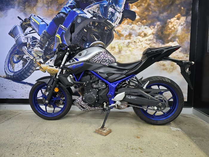 2016 Yamaha MT-03 (MT03LA) (ABS) SILVER
