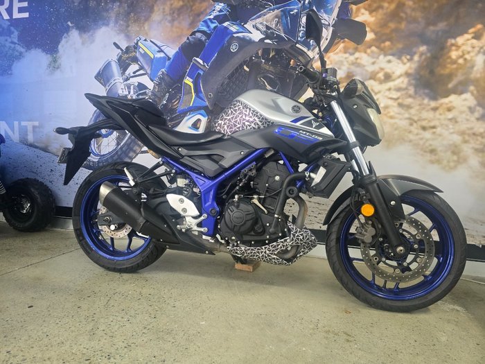 2016 Yamaha MT-03 (MT03LA) (ABS) SILVER