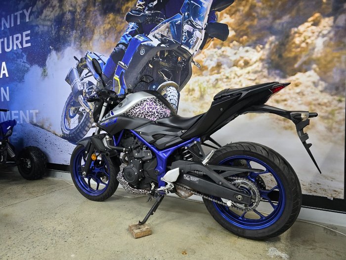 2016 Yamaha MT-03 (MT03LA) (ABS) SILVER