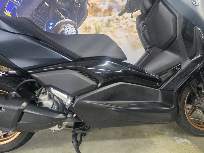 2023 Yamaha XMAX 300 (CZD300A) Grey