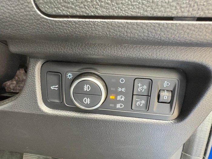 2025 Ford Everest Sport