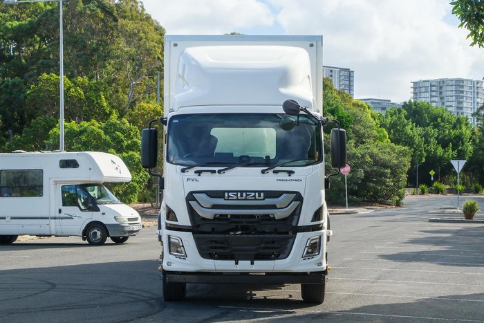 2025 Isuzu F Series FVL 260-300 AT R67