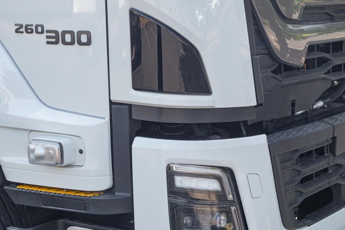 2025 Isuzu F Series FVL 260-300 AT R67