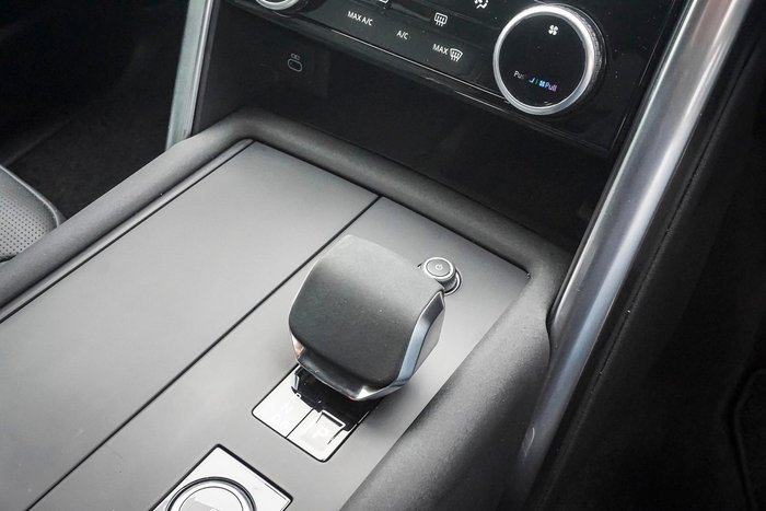 2024 Land Rover Discovery D300 Dynamic HSE
