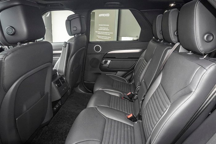 2024 Land Rover Discovery D300 Dynamic HSE